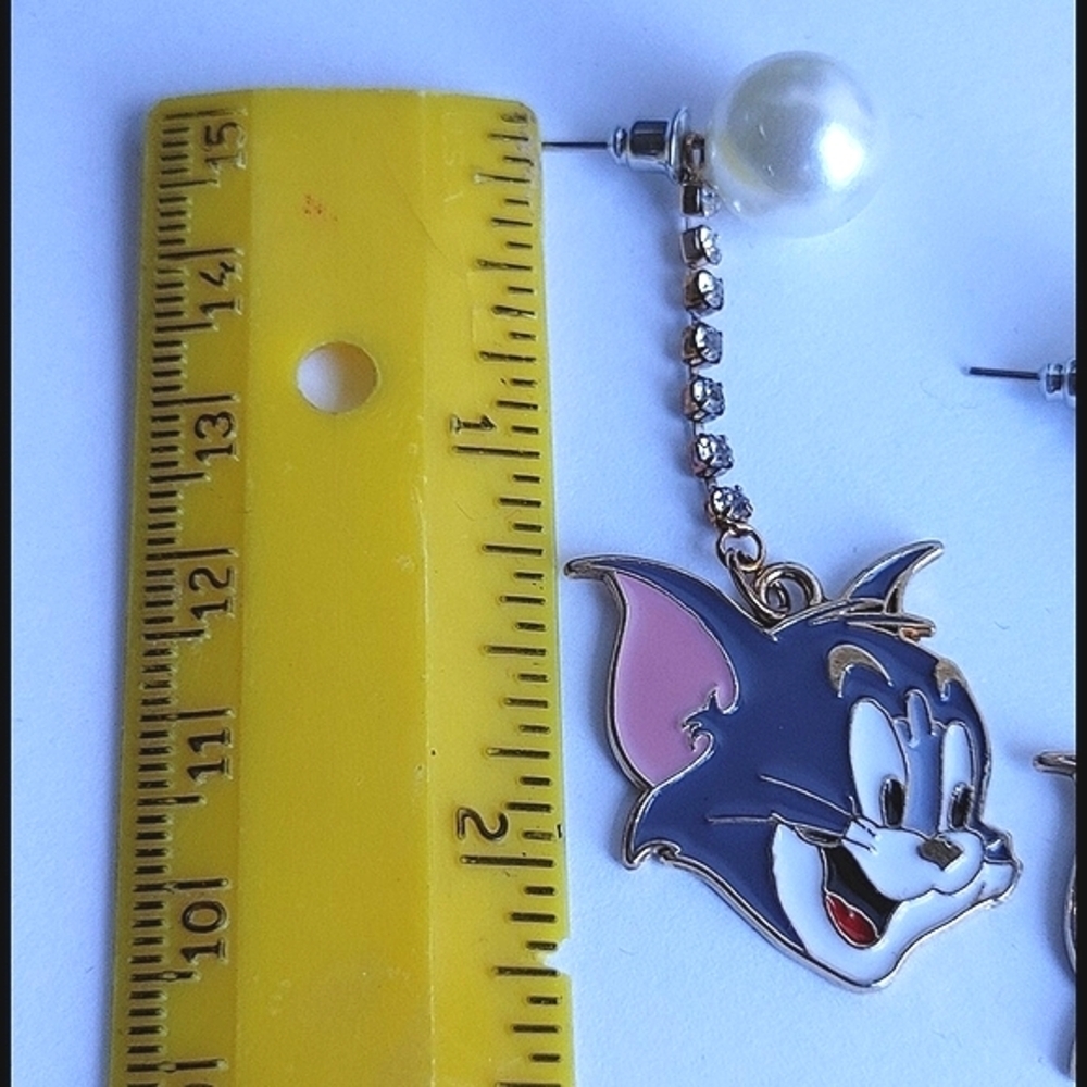 Tom and Jerry Cat Dangle Earrings - Picture 5 of 5
